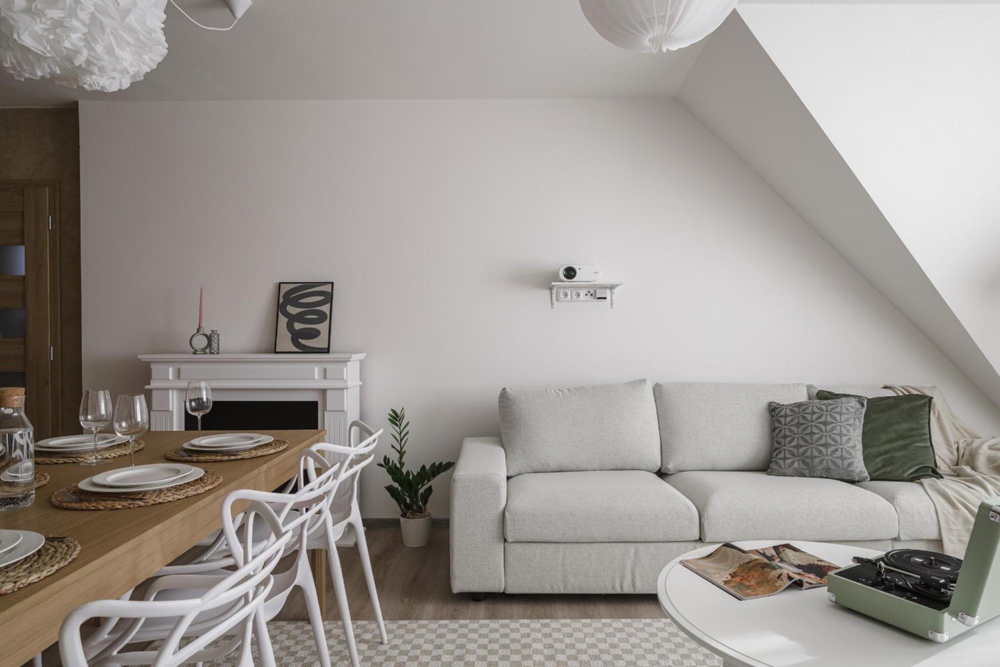 Spacious 4-story With Sauna & Garden Praha